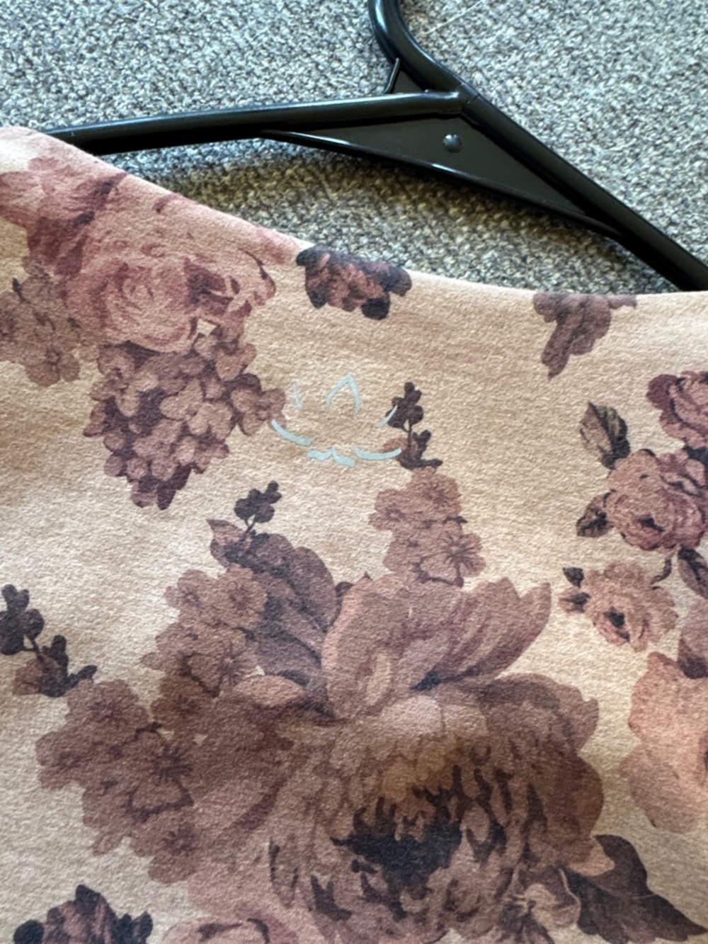 Beyond Yoga Mauve Floral Square-Neck Crop Tank - Picture 4 of 5